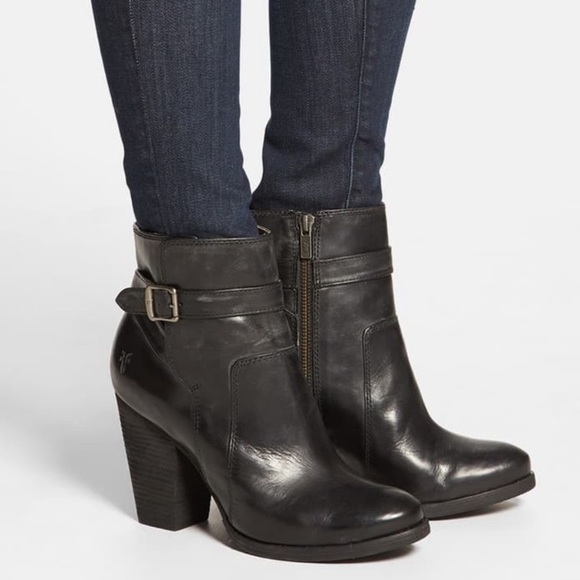 Frye Patty Leather Riding Booties Black Leather 10